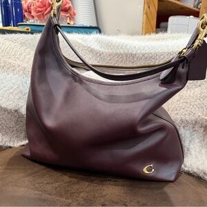 🌺🌸Coach Large Juliette bag in Black Currant 🌸🌺